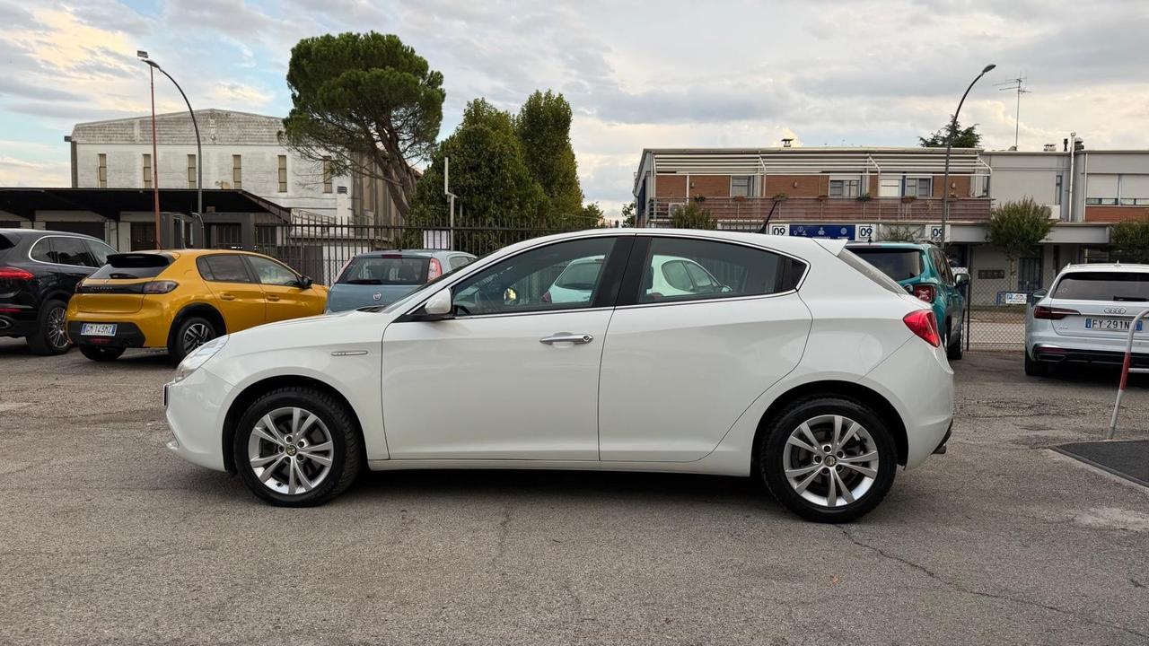 Alfa Romeo Giulietta 1.4 Turbo MultiAir Distinctive