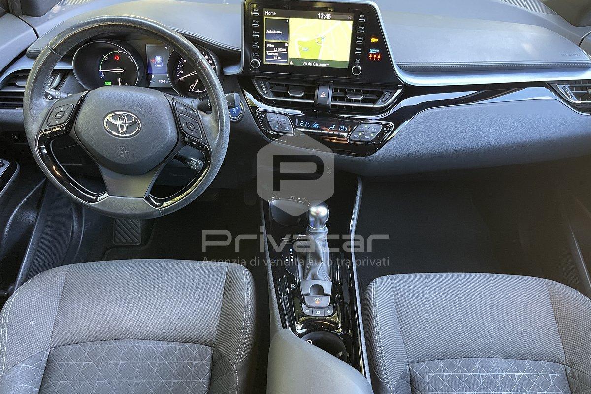 TOYOTA C-HR 2.0 Hybrid E-CVT Trend