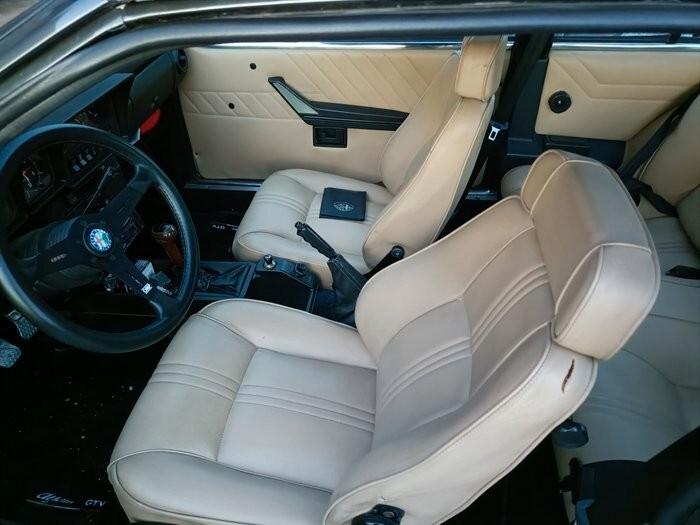 Alfa Romeo Alfetta 2.5 V6 Busso