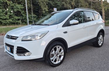 Ford Kuga 2.0 TDCI 150 CV S&S 4WD Powershift Titanium Business