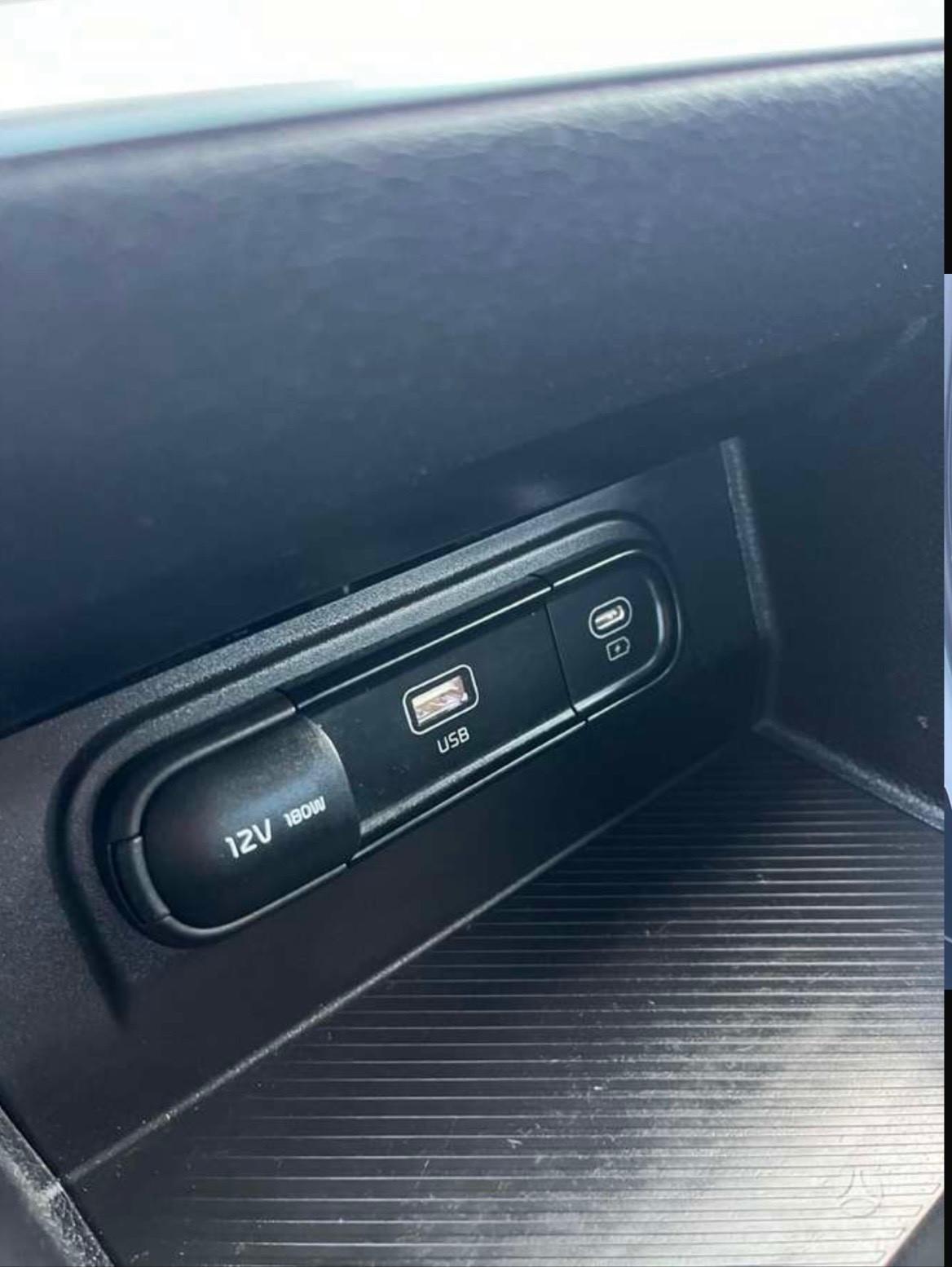 Kia Sportage 1.6 CRDi MHEV DCT Business