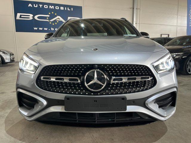MERCEDES-BENZ GLA 200 Autom. AMG Line Premium Plus Pack Night/"19/Navig.
