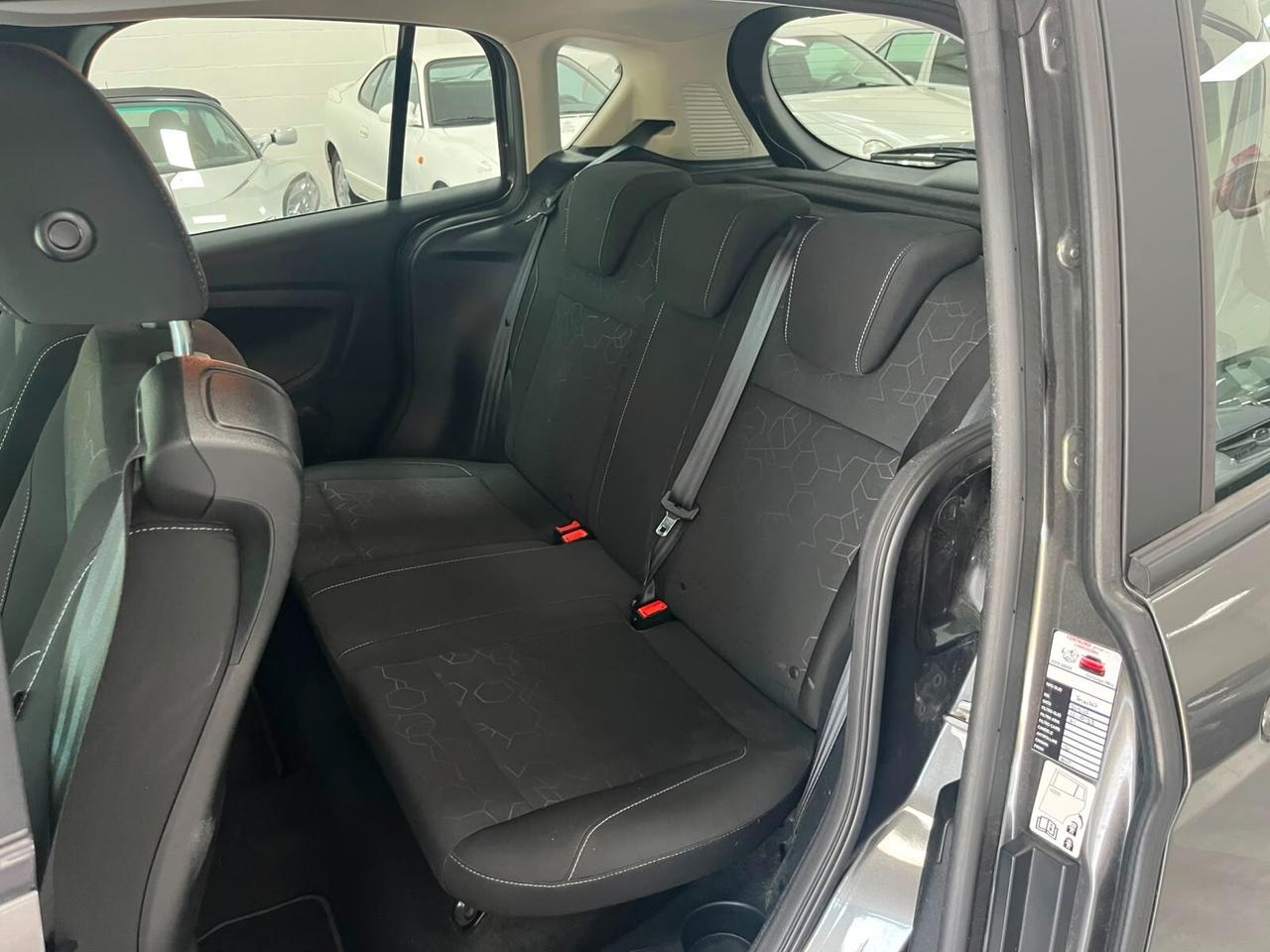 Ford B-Max 1.4 GPL 90cv