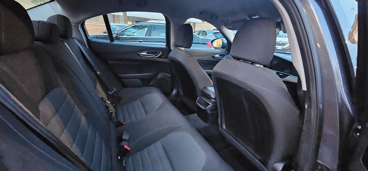 Alfa Romeo Giulia 2.2 Turbodiesel 150 CV AT8 Super