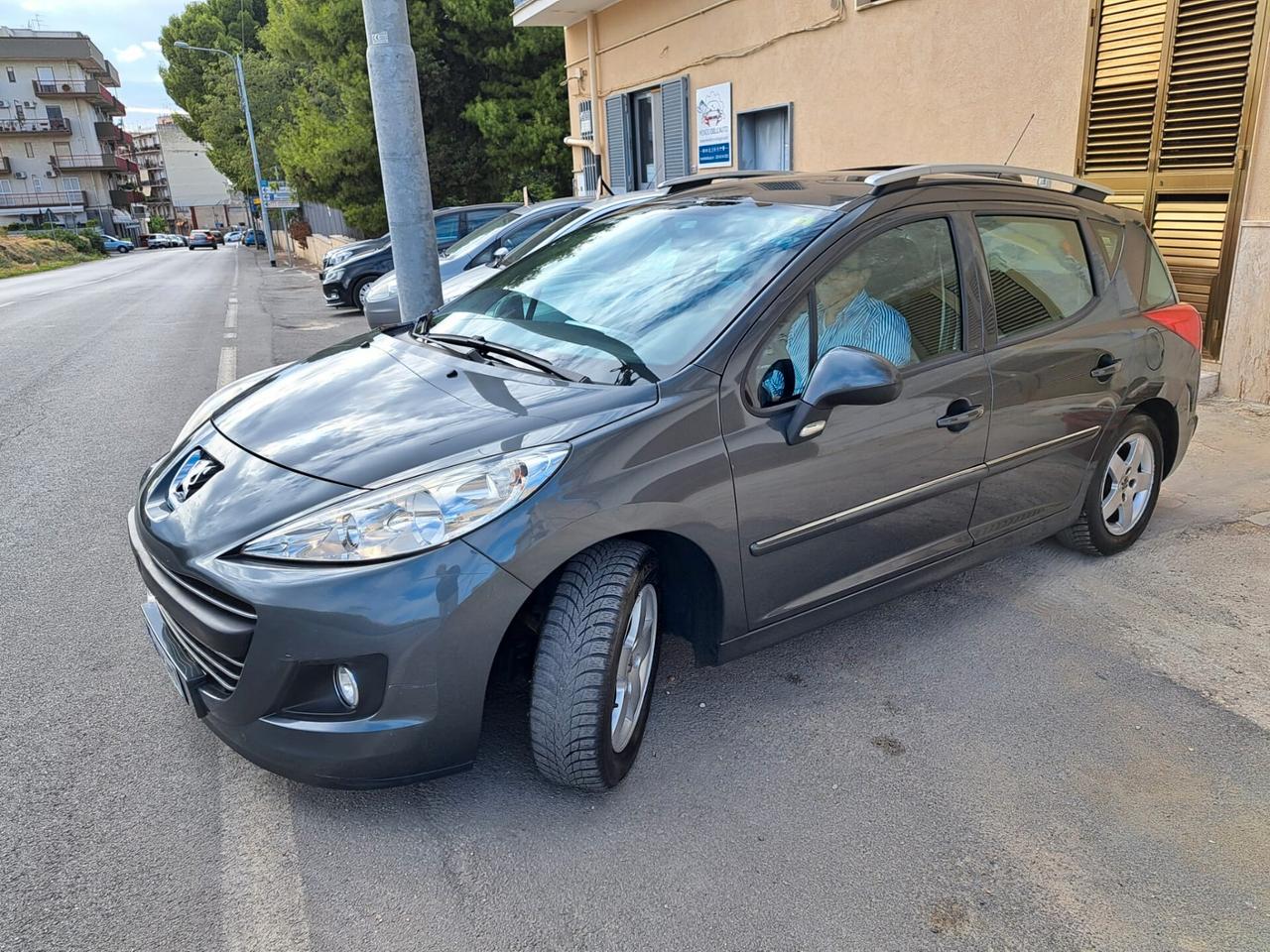 Peugeot 207 1.6 8V HDi 93CV SW X LINE