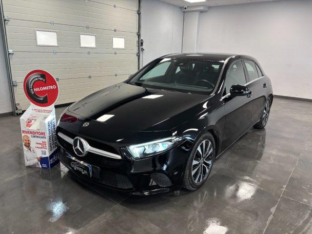 MERCEDES-BENZ A 180 d Executive Full Optional