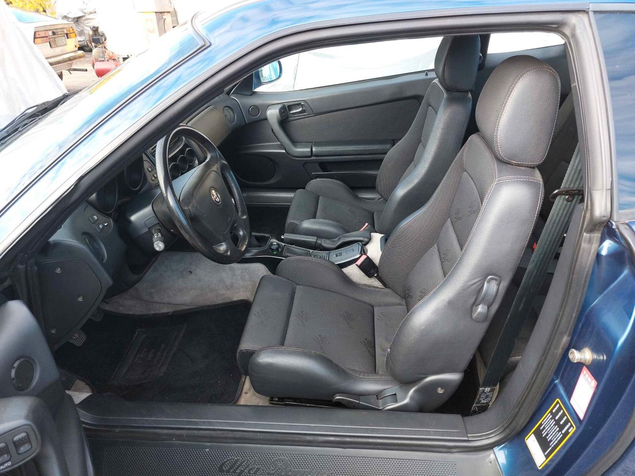 Alfa Romeo GTV 2.0i V6 turbo cat