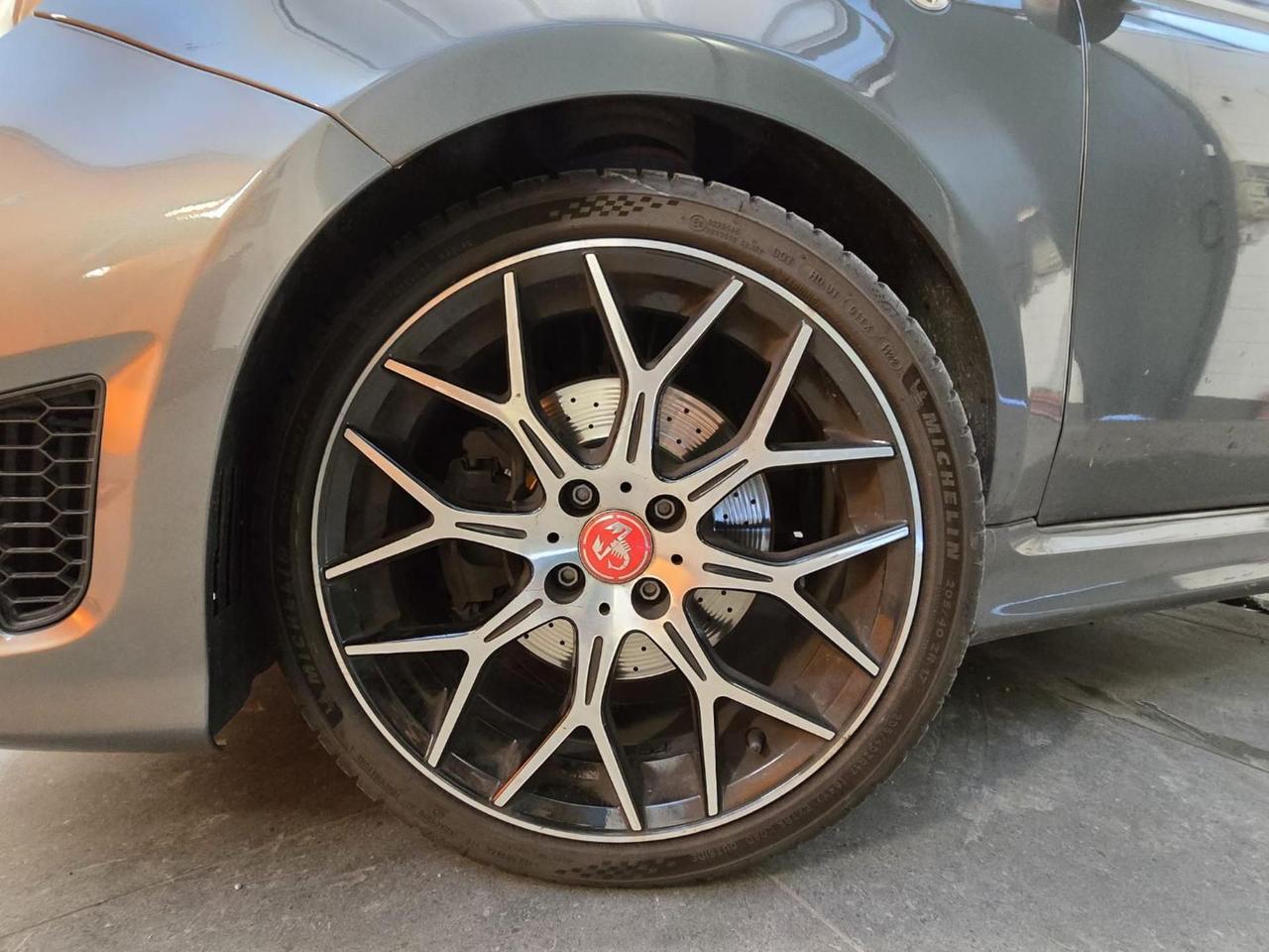 ABARTH 595 1.4 Turbo T-Jet 165 CV Turismo