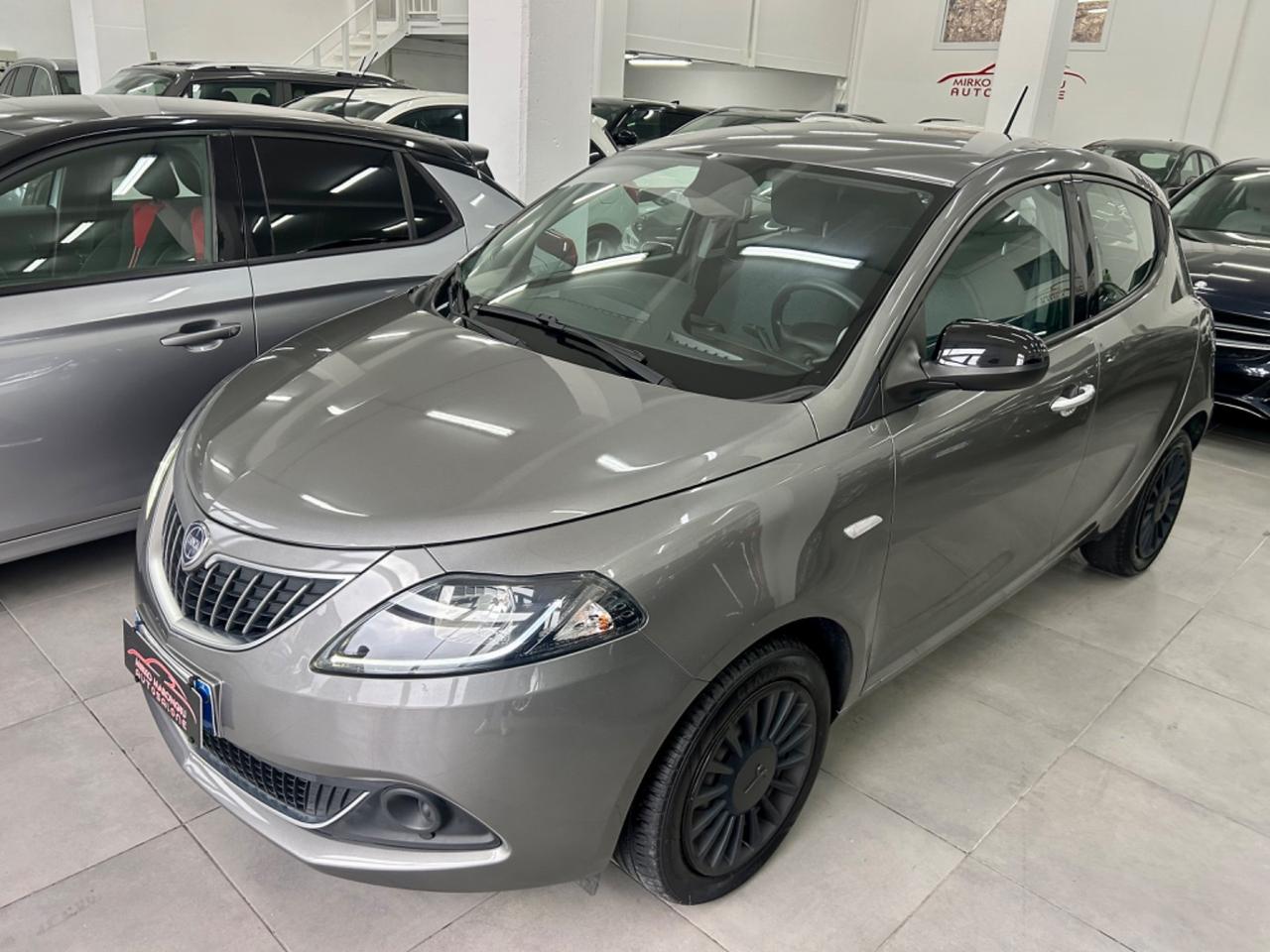 Lancia Ypsilon 1.0 FireFly S&S Hybrid FINANZIABILE
