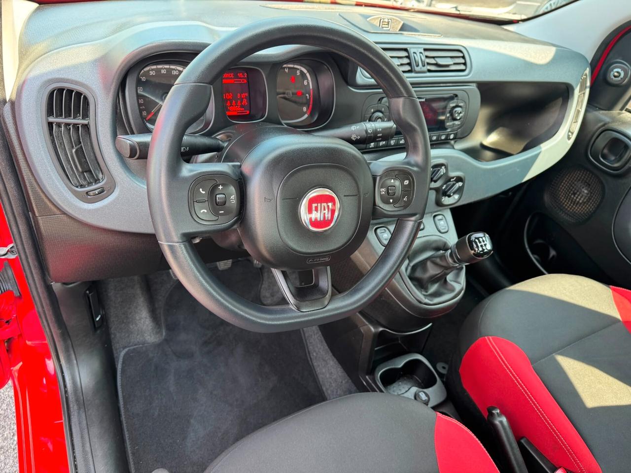 Fiat Panda 1.2 Lounge 69CV 49000 KM OK NEOPATENTATI - UNICOPROPRIETARIO