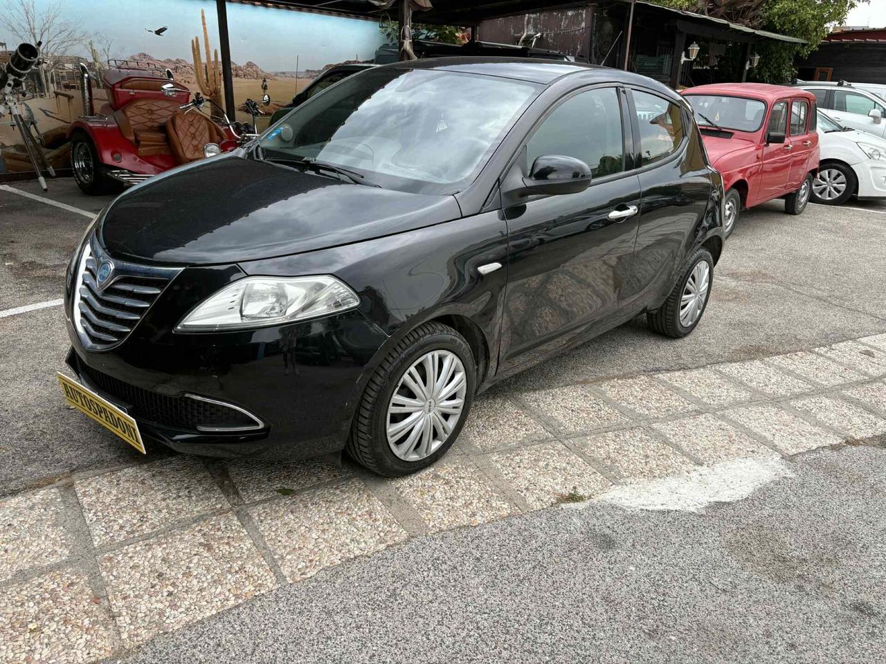 Lancia Ypsilon 1.2 69 CV Platinum