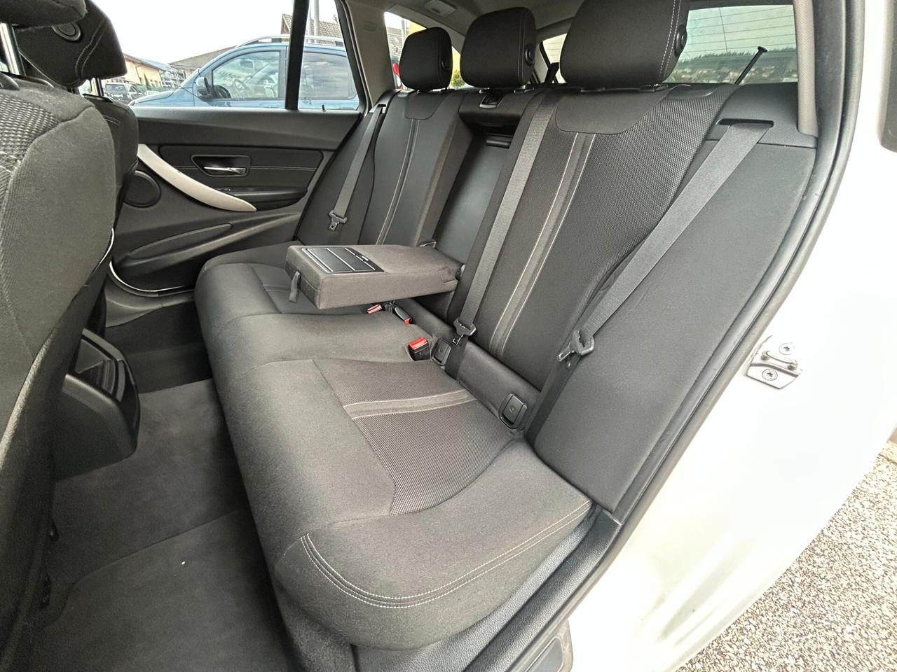 Bmw 320d xDrive Touring Sport 4x4