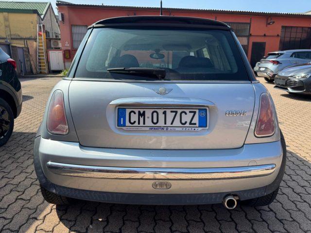 MINI Mini 1.6 16V Cooper
