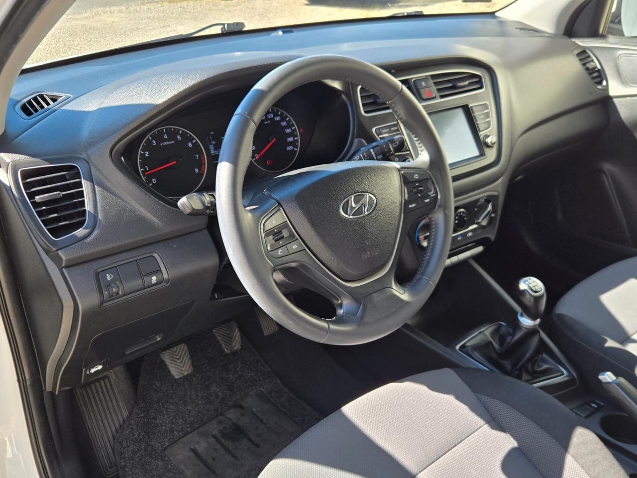 Hyundai i20 1.2 5 porte Tech