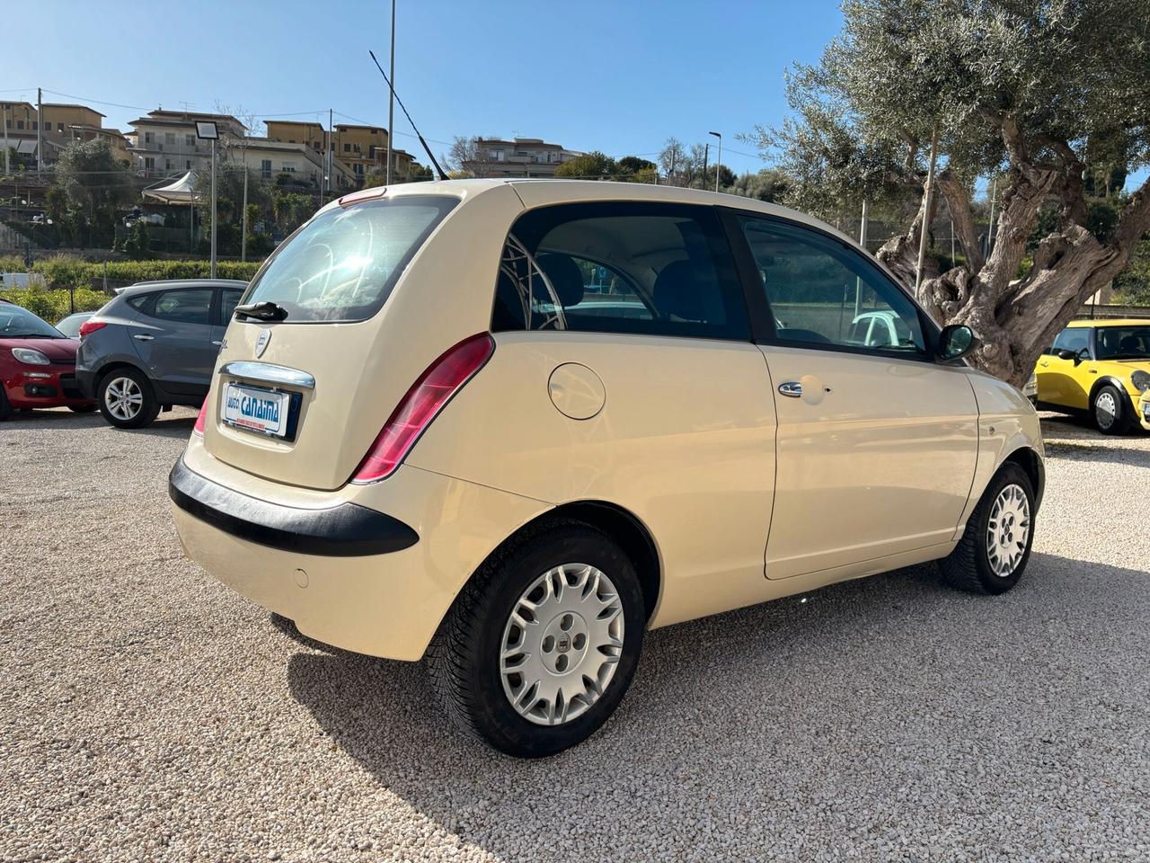 LANCIA YPSILON 1.2 B - 2006