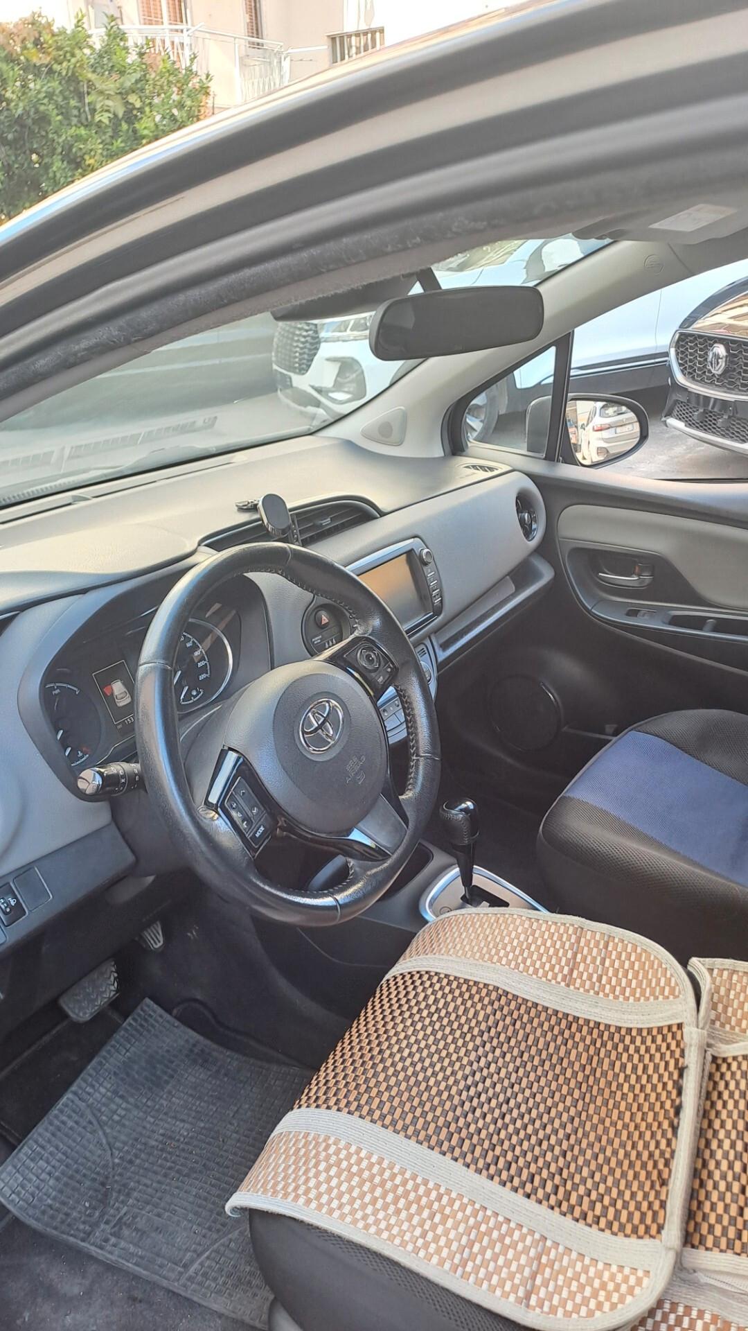 Toyota Yaris 1.5 Hybrid 73CV PERFETTA ANCHE PER NEOPATENTATI Automatica