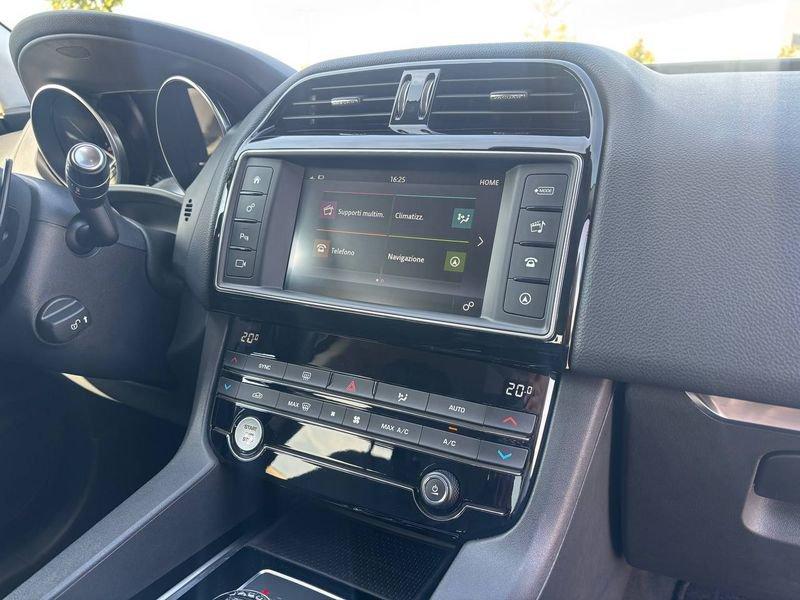 Jaguar F-Pace 2.0 Diesel 179cv