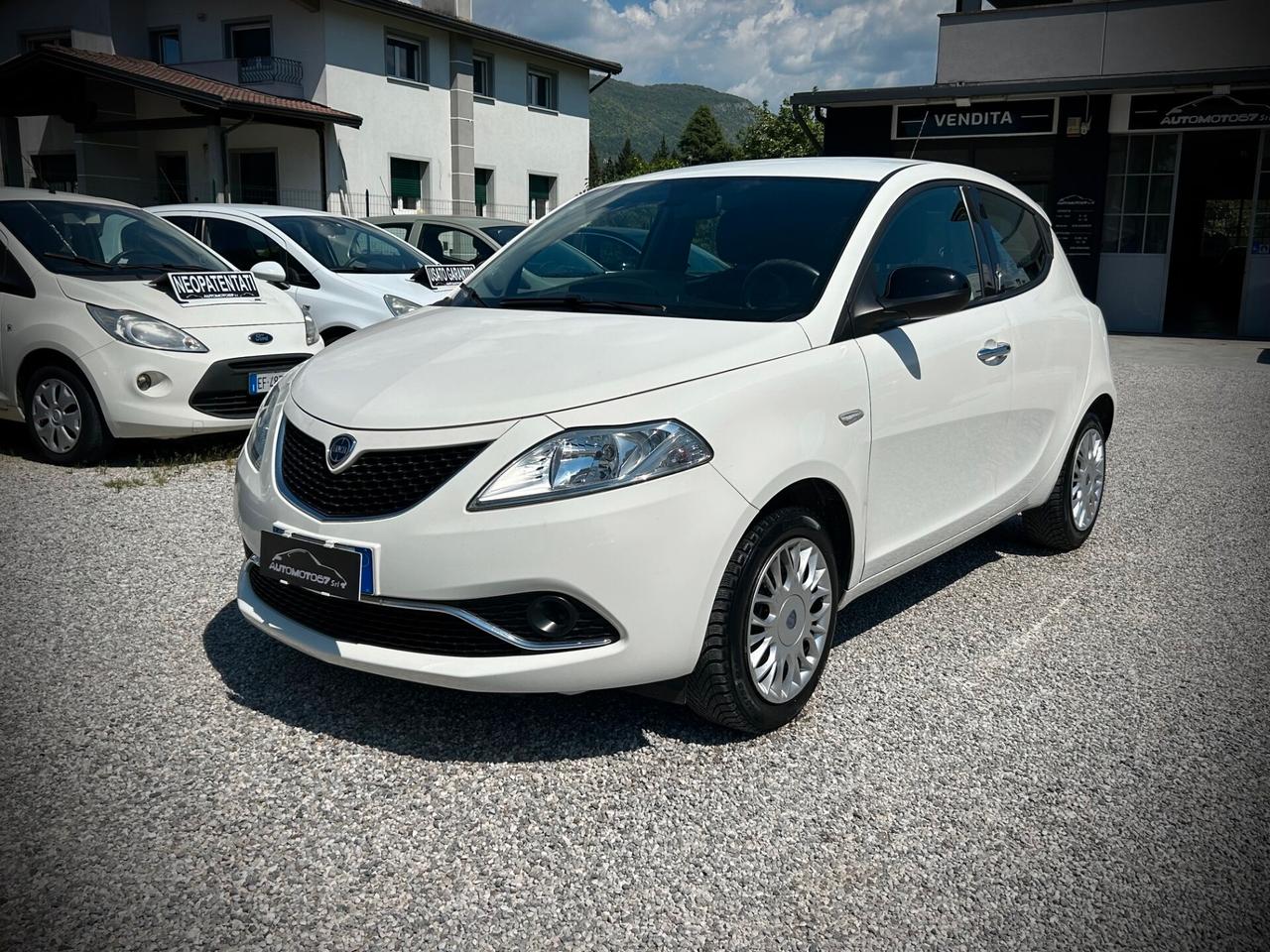 Lancia Ypsilon 1.2 5 p. IMPECCABILE - UNIPROPRIETARIO