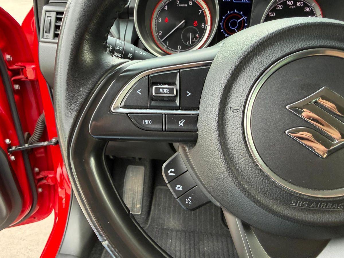 SUZUKI - Swift - 1.2 Hybrid Top