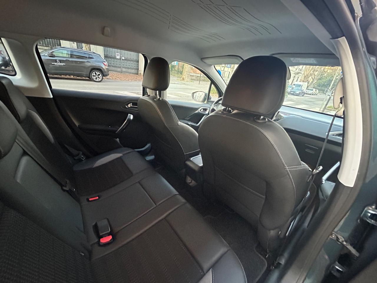 Peugeot 2008 PureTech Turbo 110 EAT6 S&S Allure