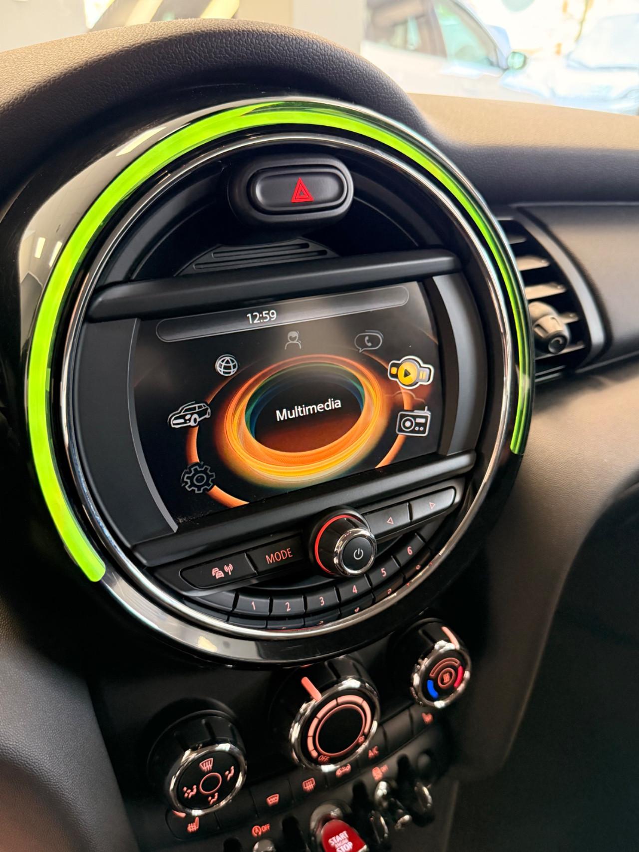 MINI One 1,2 102CV NEOPATENTATI