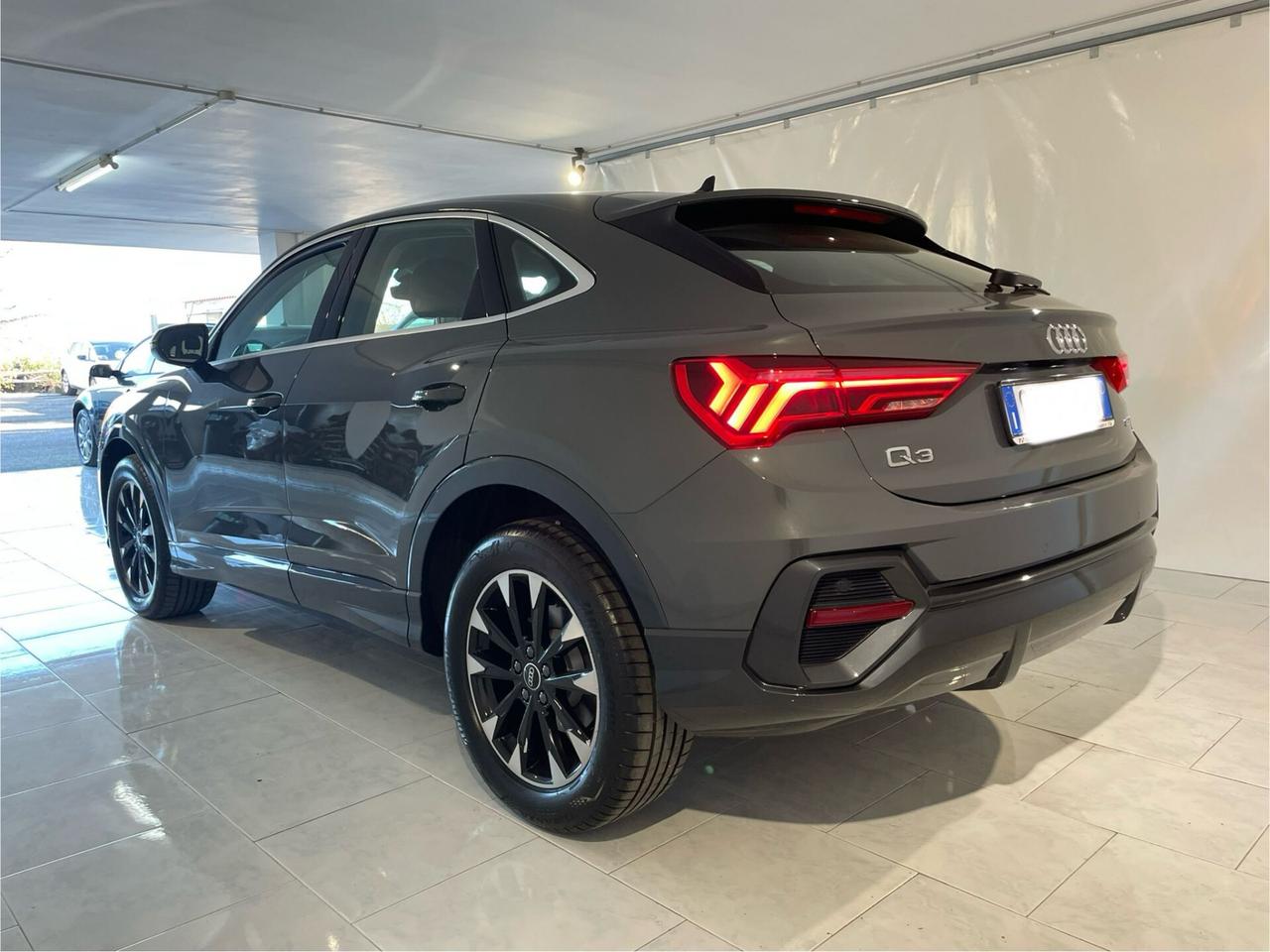 AUDI Q3 SPB 35 TFSI 2023 BUSINESS PLUS