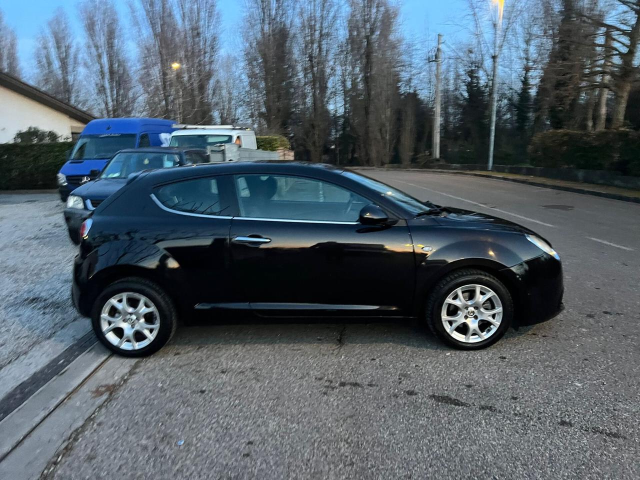 Alfa Romeo MiTo 1.6 JTDm-2 S&S Distinctive Sport Pack