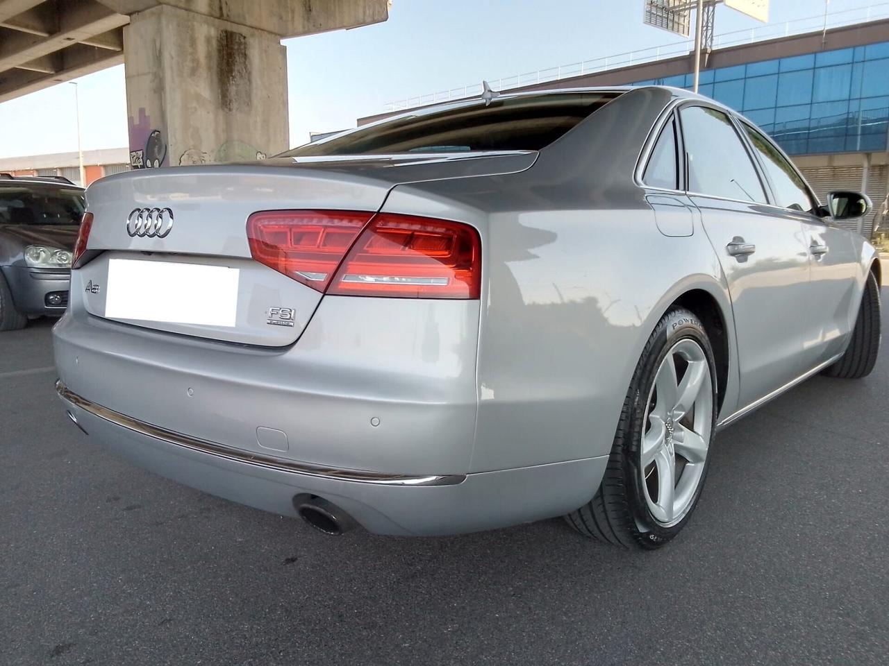 Audi A8 4.2 V8 FSI quattro tiptronic