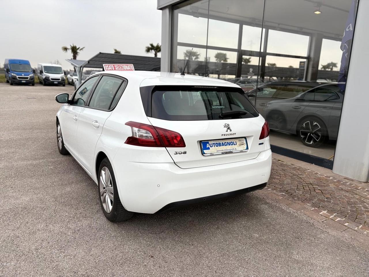Peugeot 308 ACTIVE PureTech Turbo 110 5 p. UNICO PR.