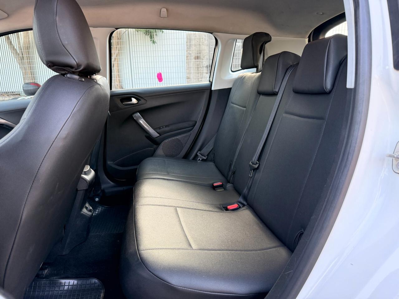 Peugeot 2008 1.2 83cv GPL