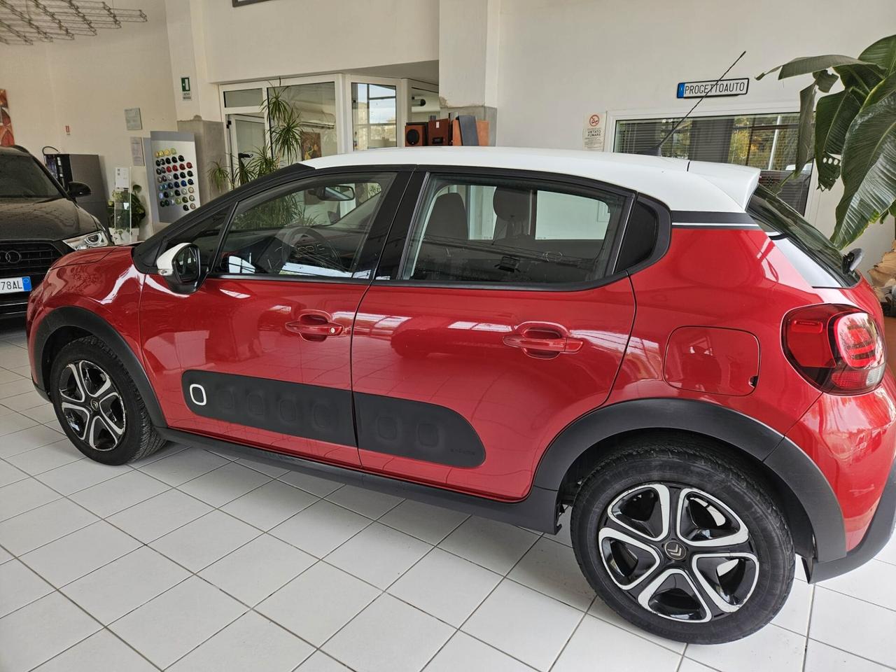 Citroen C3 PureTech 82 Shine