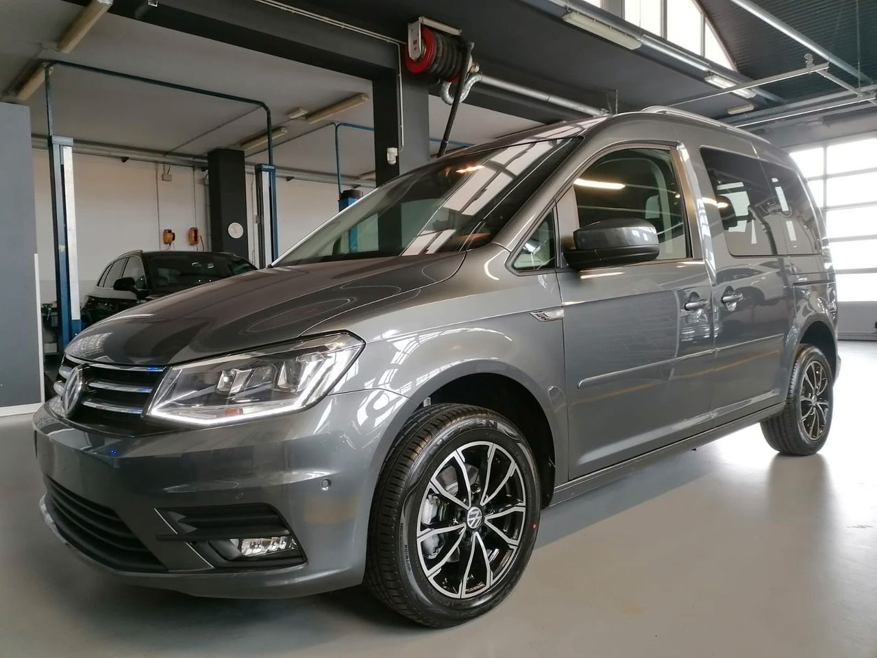 Volkswagen Caddy 2.0 TDI 102 CV Comfortline