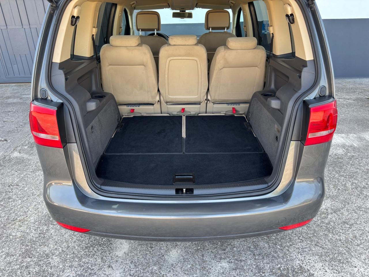 Volkswagen Touran 1.6 TDI 7 POSTI. Garanzia