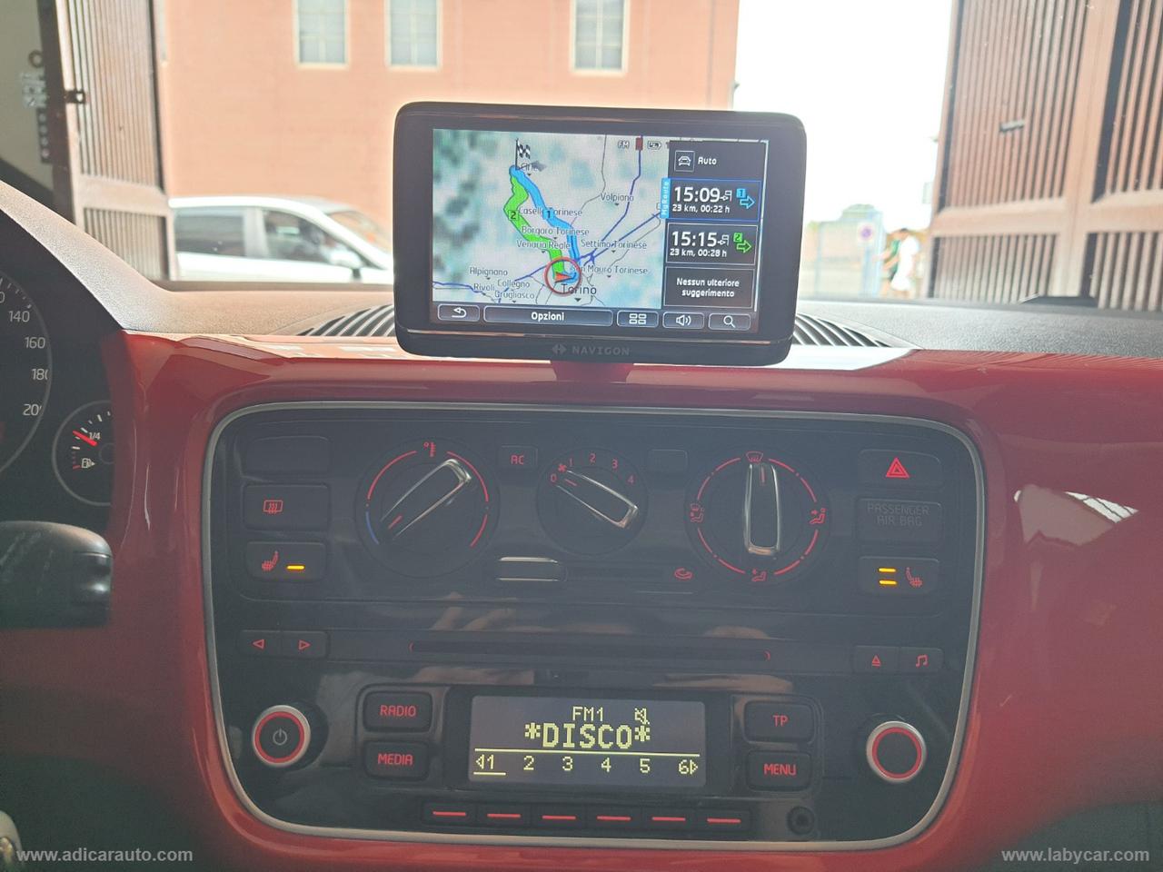 VOLKSWAGEN 1.0 75 CV 3p.