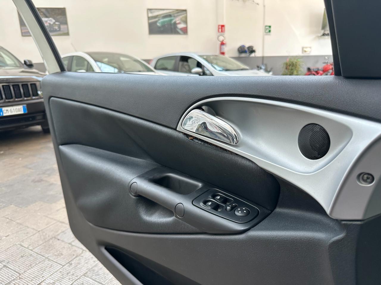 Lancia Ypsilon 1.2 Benz (Euro 5A), neopa, uni propriet, impeccabile