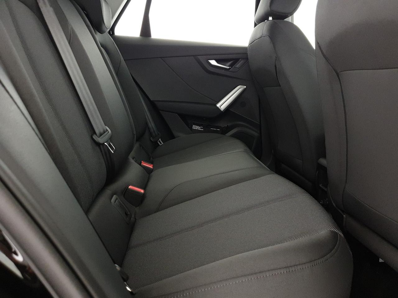 30TFSI 116CV Business Advanced