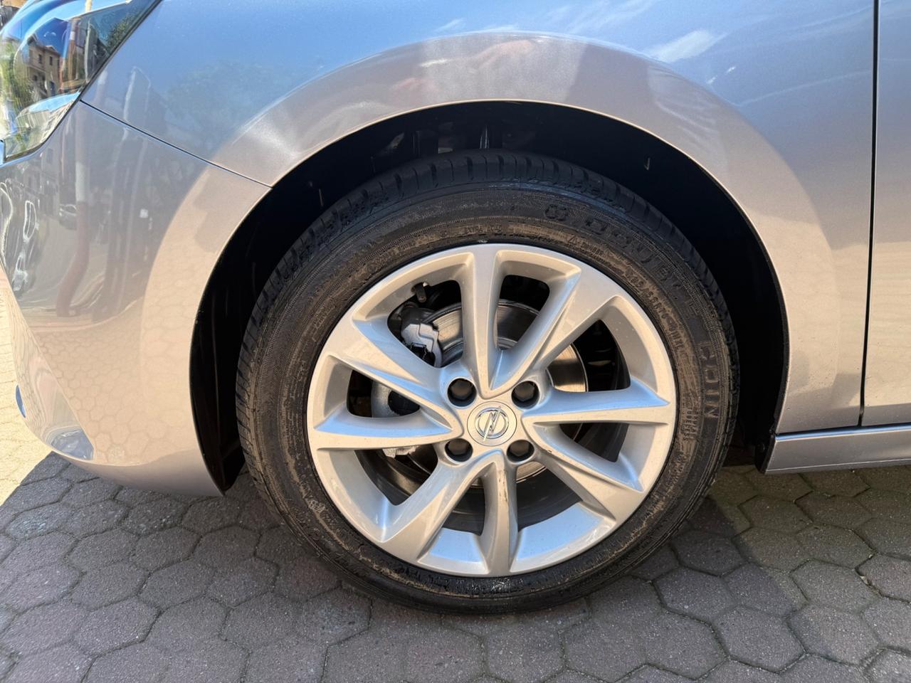 Opel Corsa 1.2 Elegance