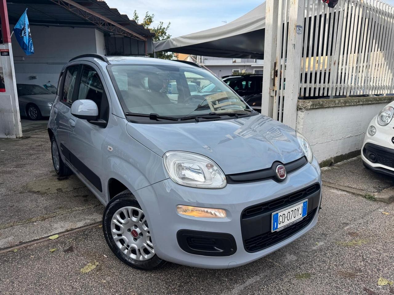 FIAT PANDA 1.2 69CV LOUNGE 2020