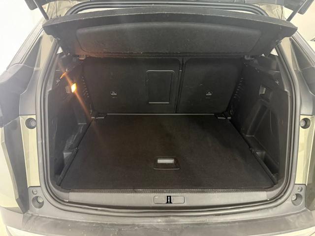 PEUGEOT 3008 BlueHDi 130 S&S EAT8 Business