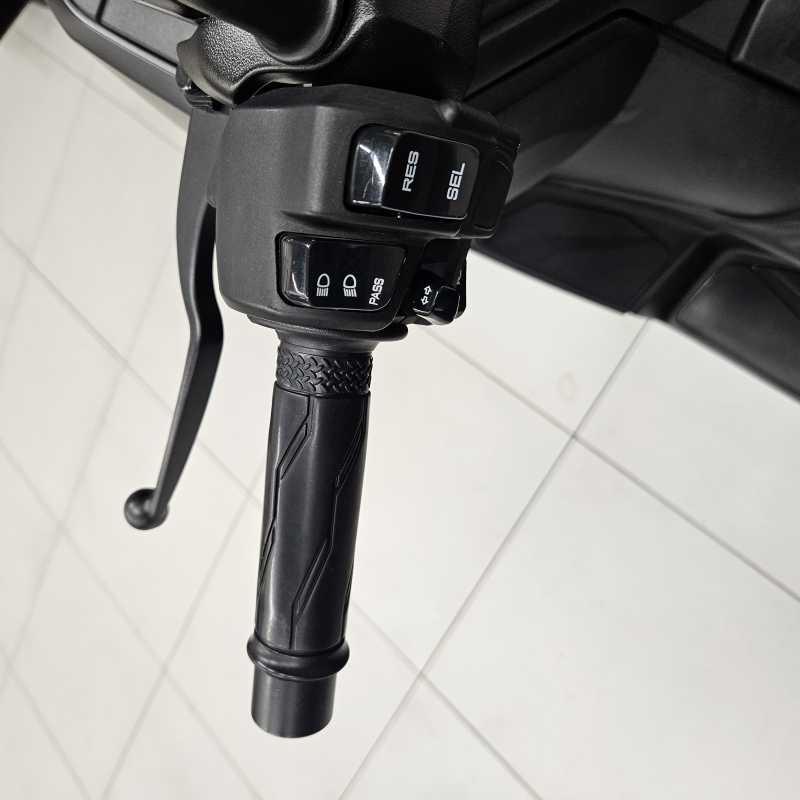 Yamaha X-Max 125 - 2023