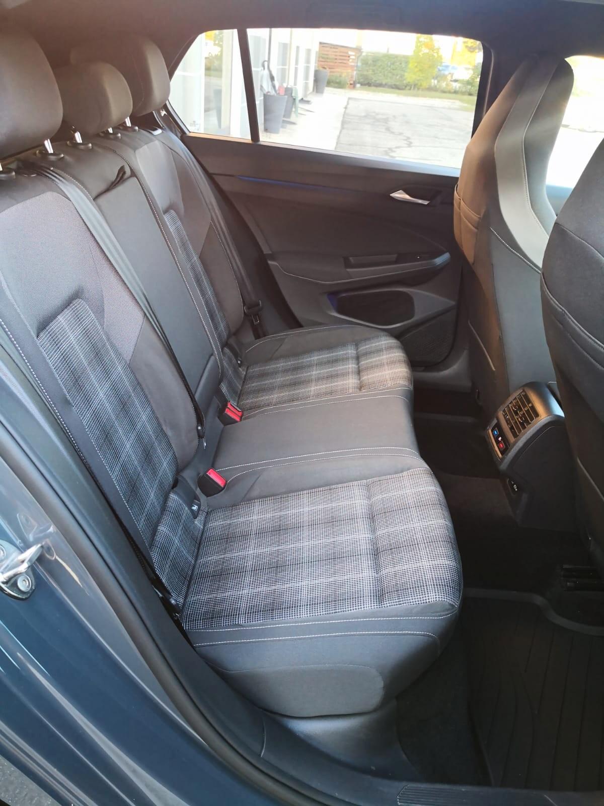 Volkswagen Golf GTD VIII 2.0 TDI 200CV DSG ***FULL LED***CAR PLAY***