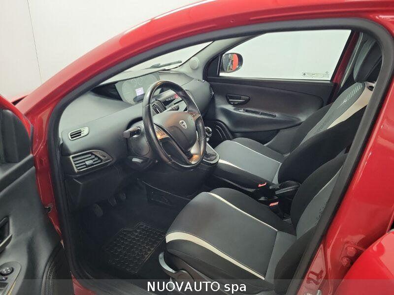 Lancia Ypsilon Ypsilon 0.9 TwinAir 85 CV 5 porte Metano Ecochic Elefantino