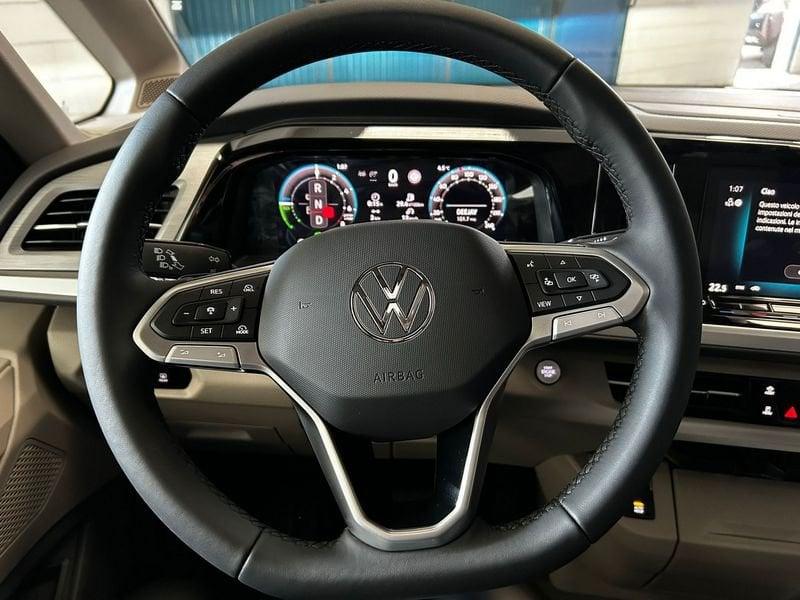 Volkswagen Multivan Multivan 1.5 PHEV DSG 4Motion Edition