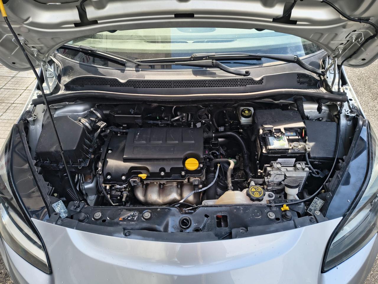 Opel Corsa 1.2 5 porte - KM 35000