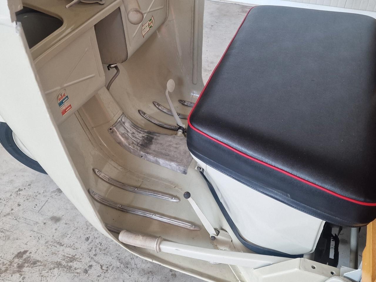 Piaggio Ape Raro Calessino AC1