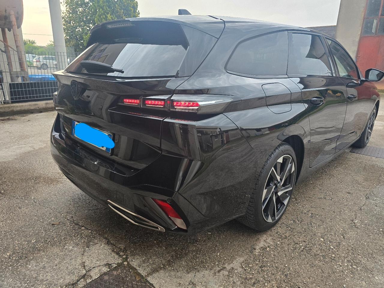 Peugeot 308 BlueHDi 130 S&S EAT8 SW Allure Pack