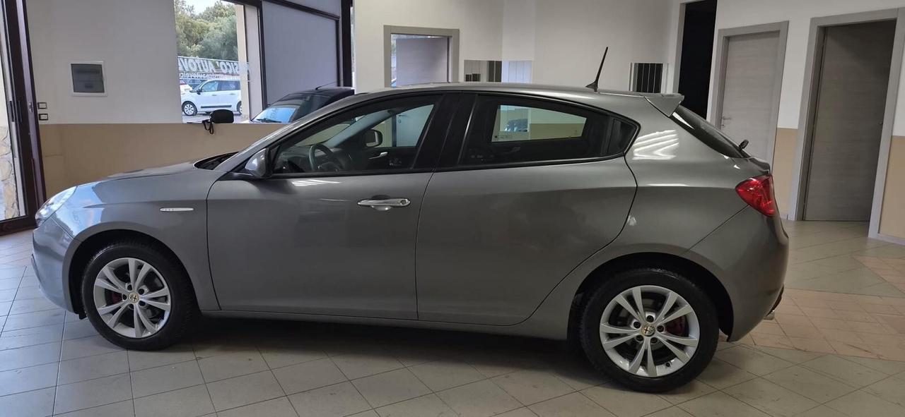 Alfa Romeo Giulietta 1.6 JTDm-2 105 CV Exclusive