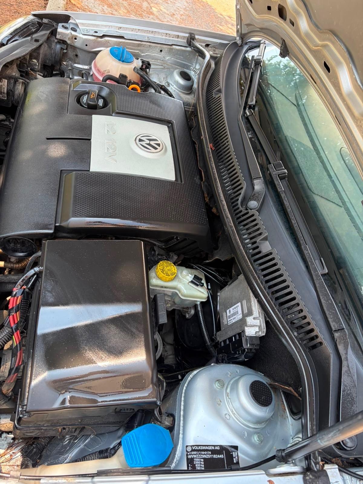 Volkswagen Polo 1.2 benzina neopatentati