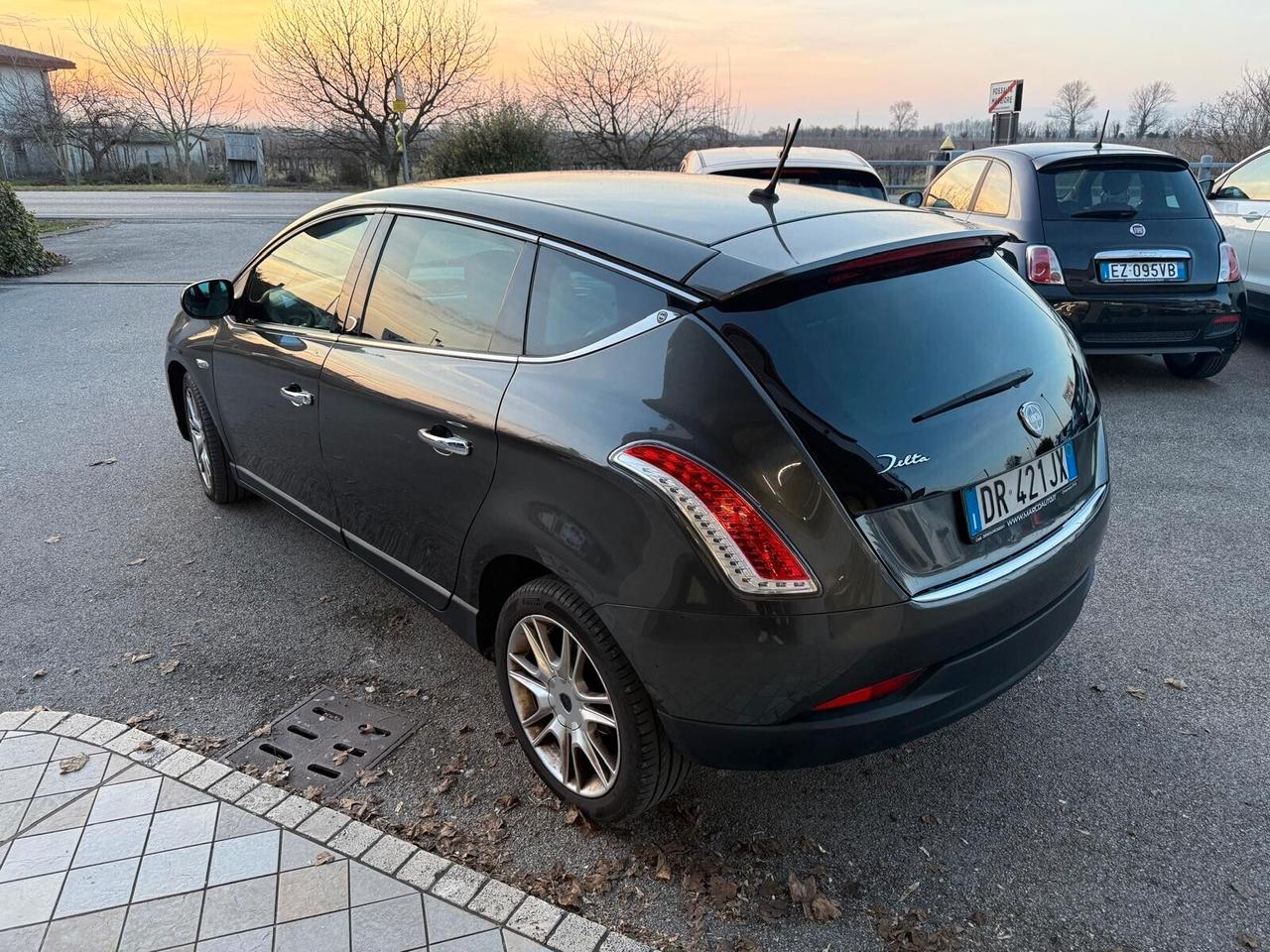 Lancia Delta 1.6 MJT DPF Selectronic Argento