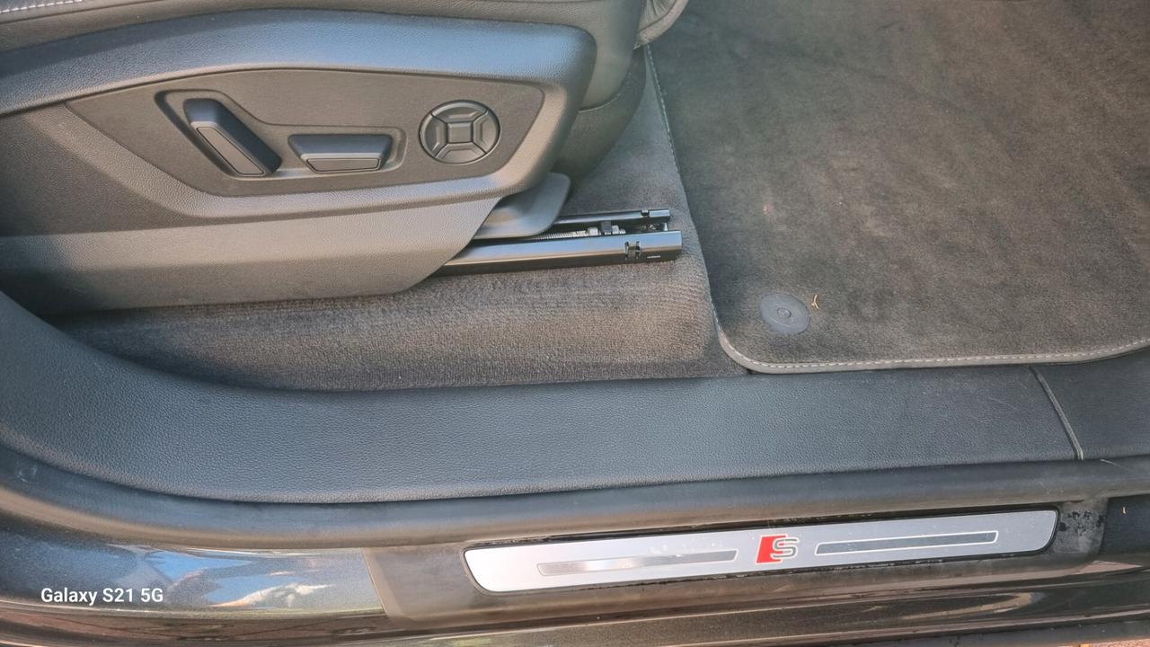 Audi Q8 45 TDI quattro tiptronic Sport S LINE